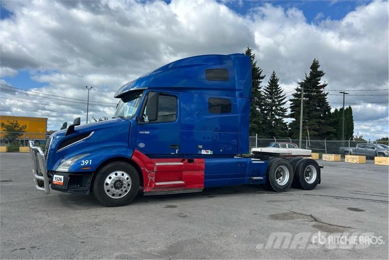 Volvo VNL Tractor Units