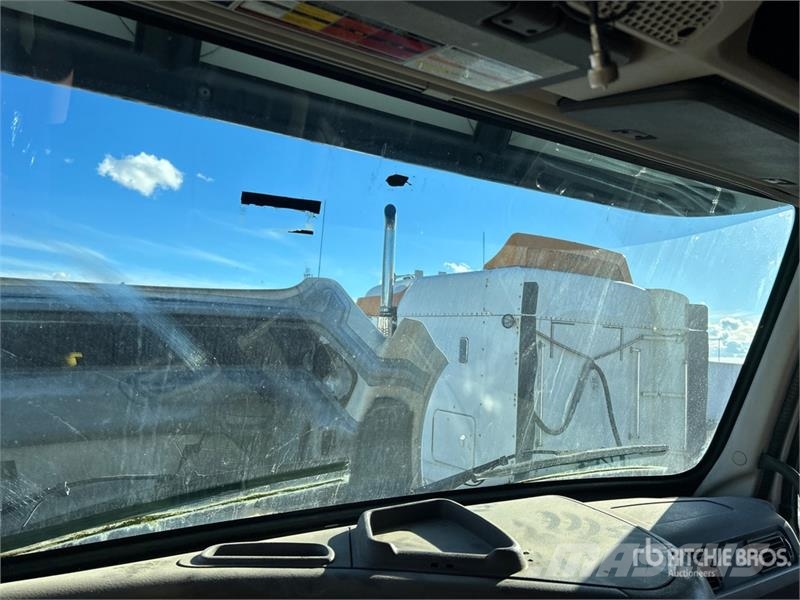 Volvo VNL Vlačilci