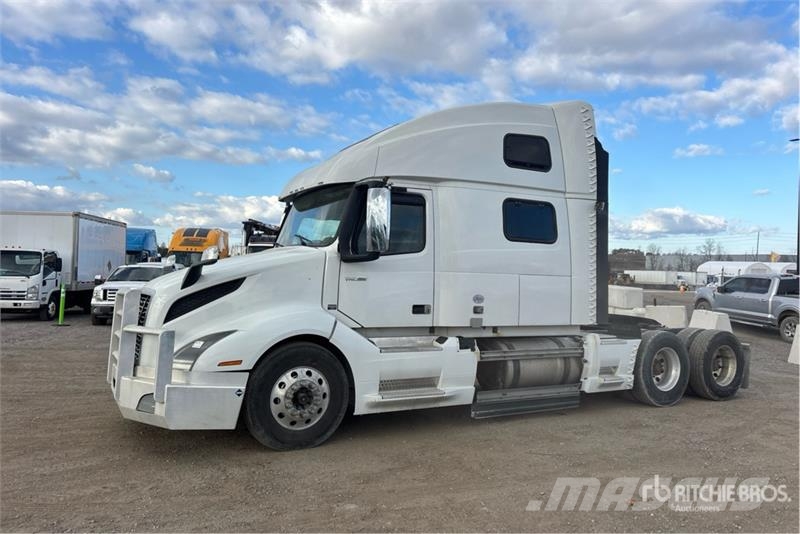 Volvo VNL Sattelzugmaschinen