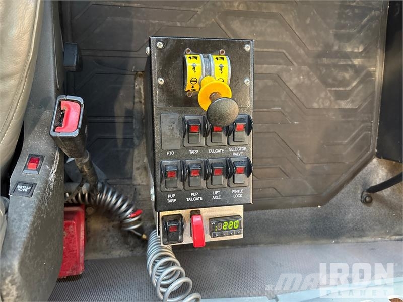 Volvo VNL Kiper tovornjaki