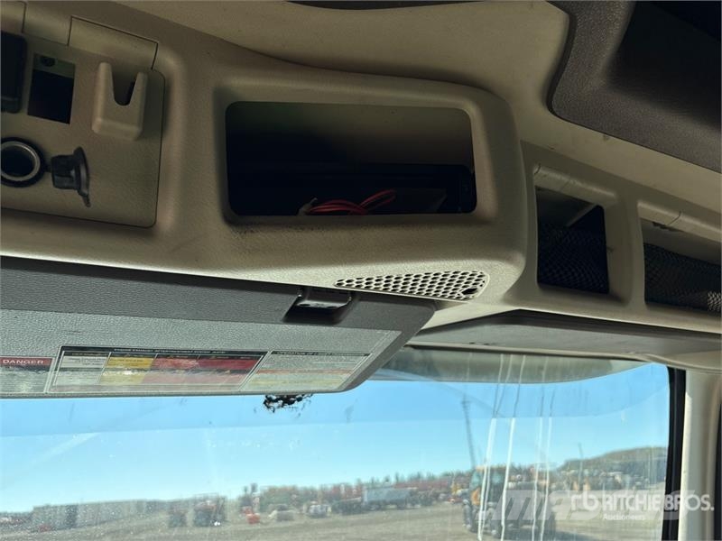 Volvo VNL Τράκτορες