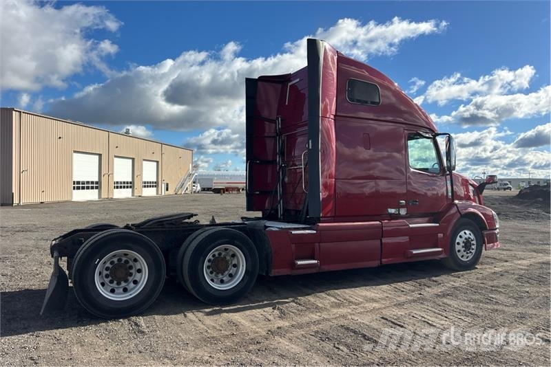 Volvo VNL 牵引车