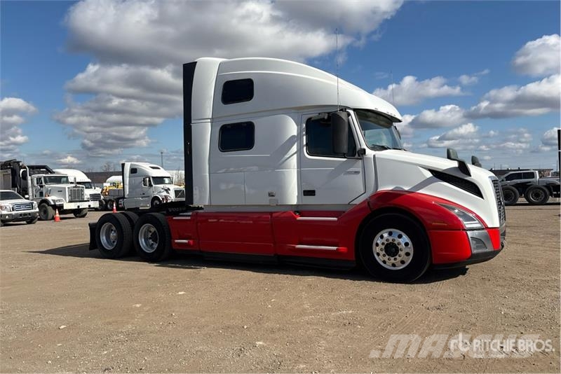 Volvo VNL Sattelzugmaschinen