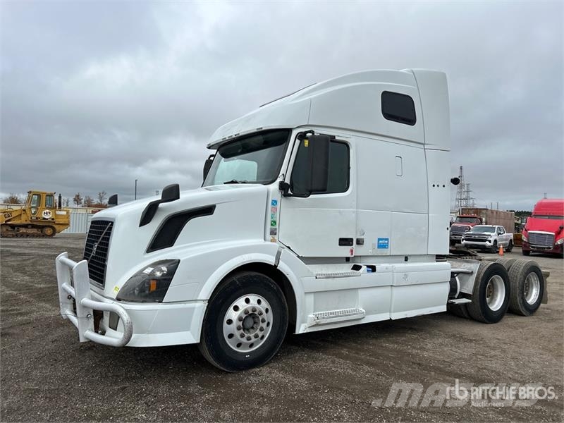 Volvo VNL Trekkers