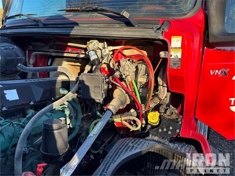 Volvo VNL Kiper tovornjaki