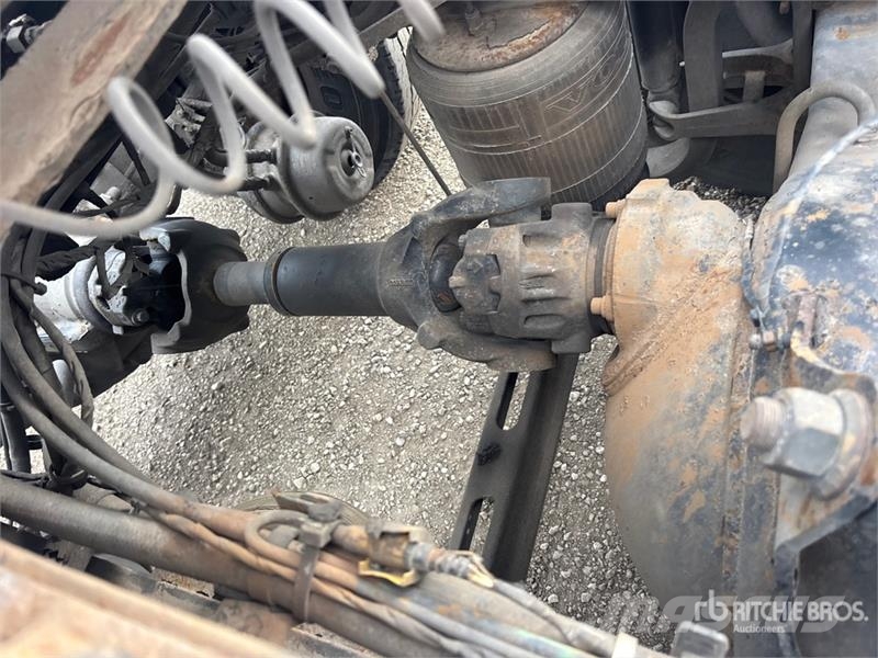 Volvo VNL 牵引车