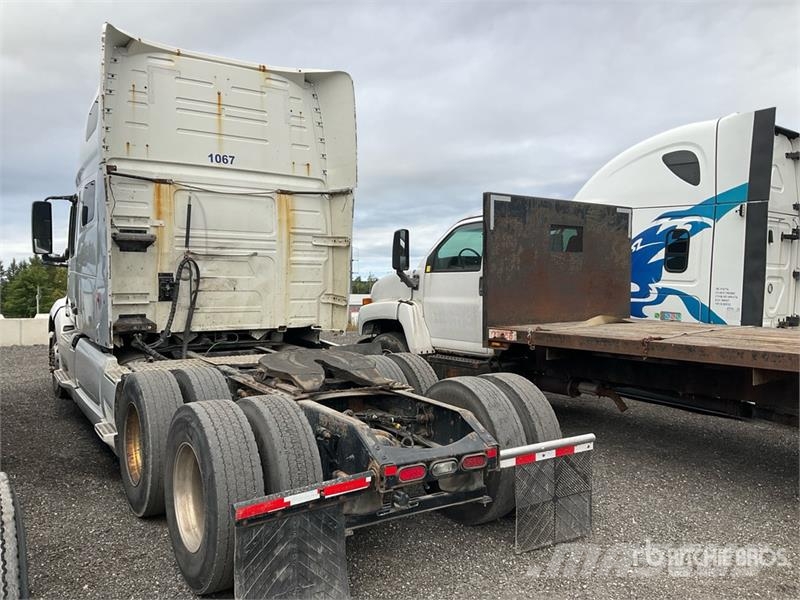 Volvo VNL Motrici e Trattori Stradali