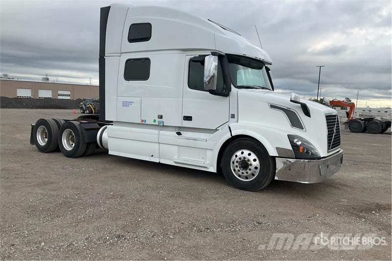 Volvo VNL Motrici e Trattori Stradali