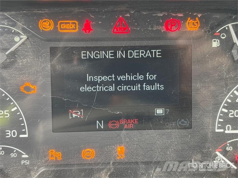 Volvo VNL Vlačilci