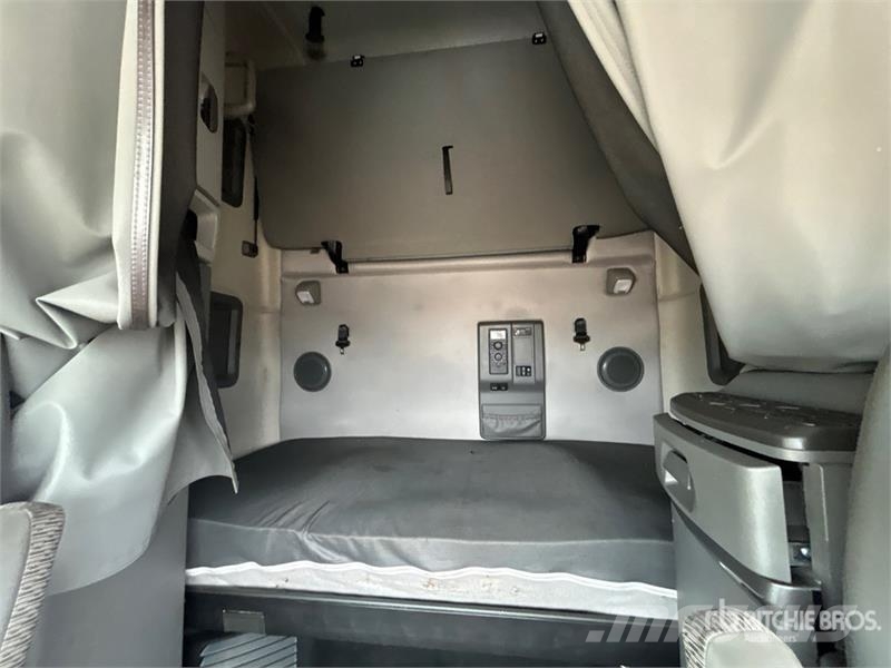 Volvo VNL Motrici e Trattori Stradali