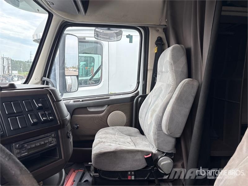 Volvo VNL Tractor Units
