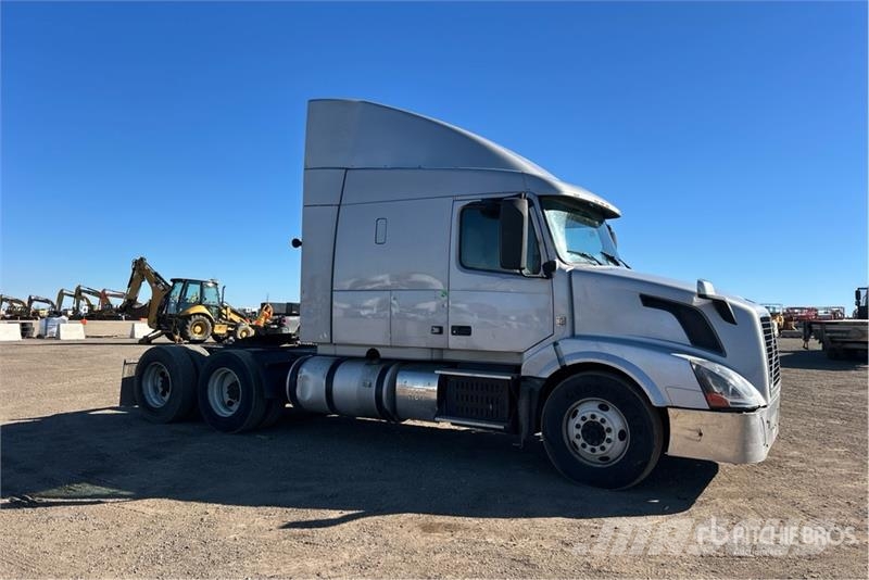 Volvo VNL Traktorske jedinice