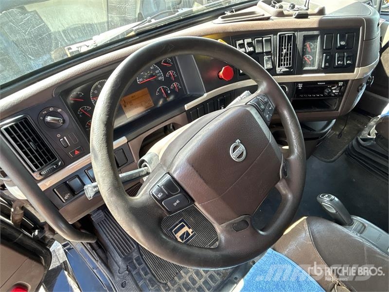 Volvo VNL Prime Movers