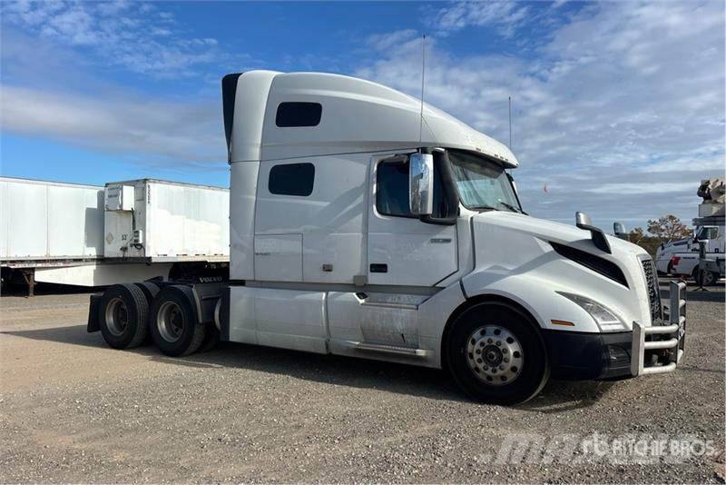 Volvo VNL Sattelzugmaschinen