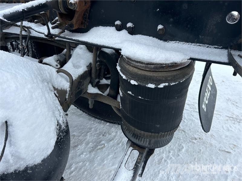 Volvo VNL Tegljači