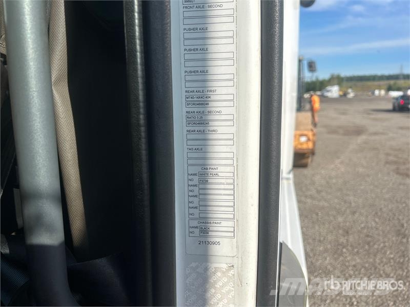 Volvo VNL Motrici e Trattori Stradali