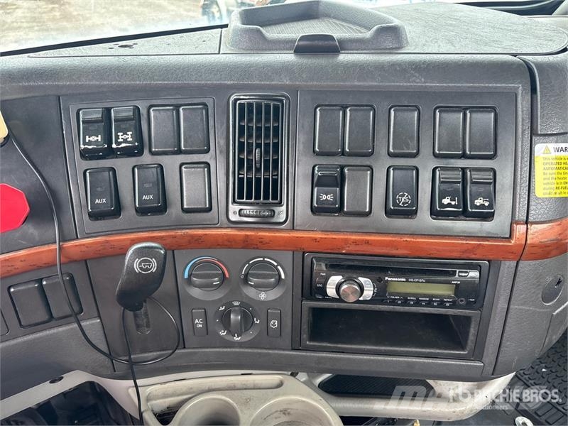 Volvo VNL Dragbilar