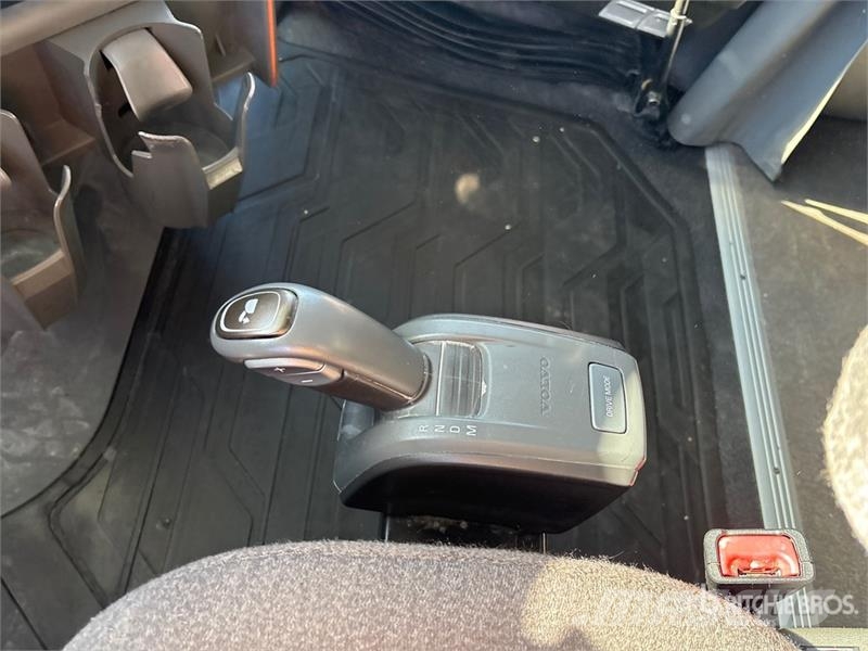 Volvo VNL Sattelzugmaschinen