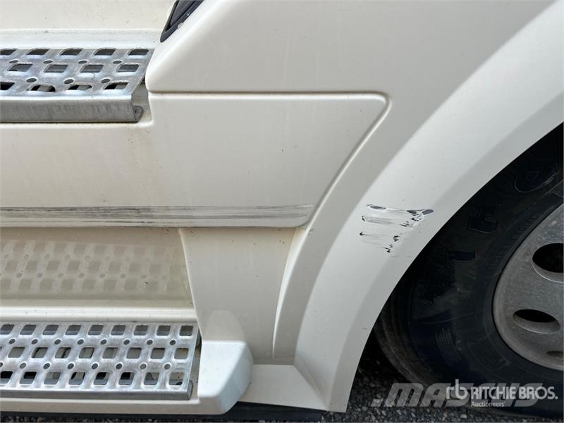 Volvo VNL Sattelzugmaschinen