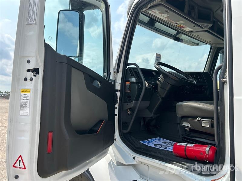 Volvo VNL Motrici e Trattori Stradali
