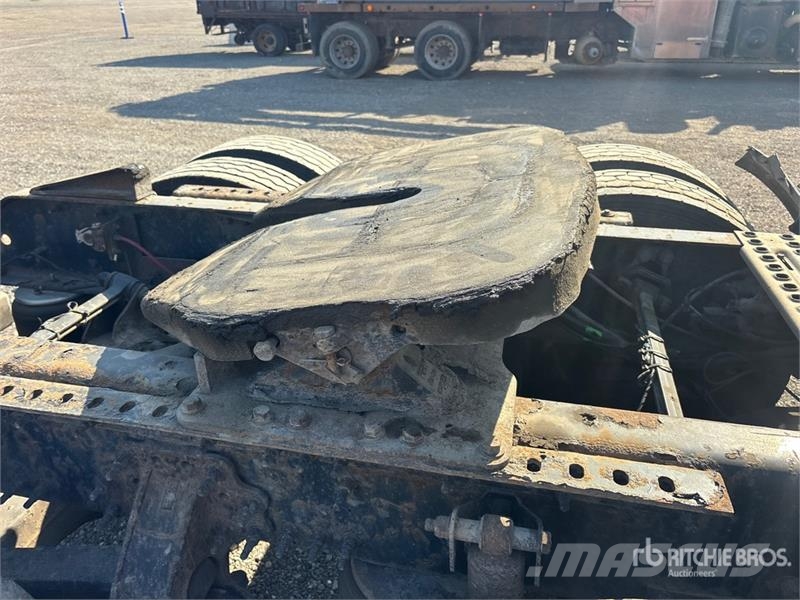Volvo VNL Dragbilar