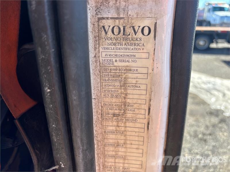 Volvo VNL Tahače