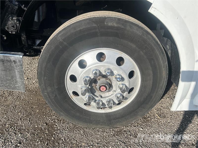 Volvo VNL Motrici e Trattori Stradali