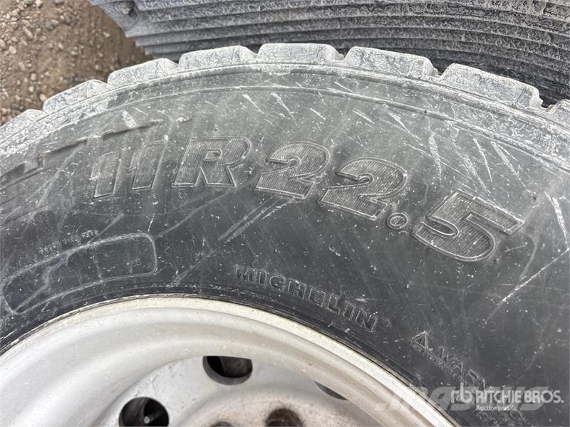 Volvo VNL Sattelzugmaschinen
