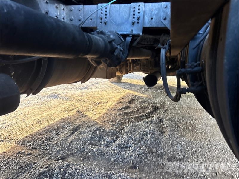 Volvo VNL Ťahače