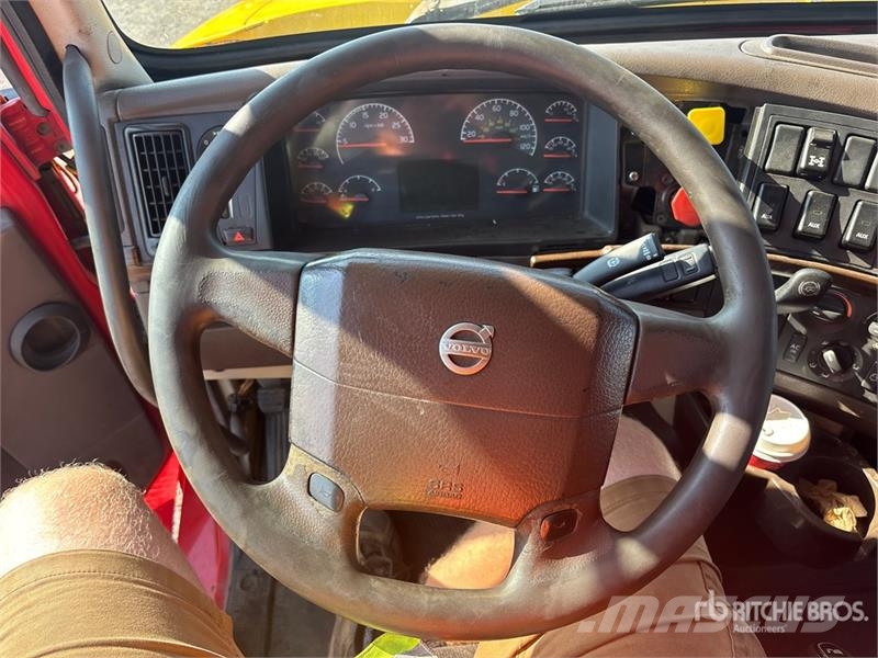 Volvo VNL Dragbilar