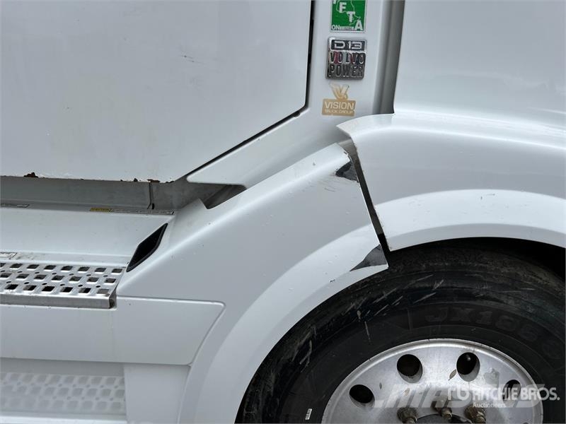 Volvo VNL Trekkers