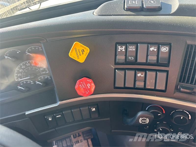 Volvo VNL Sattelzugmaschinen