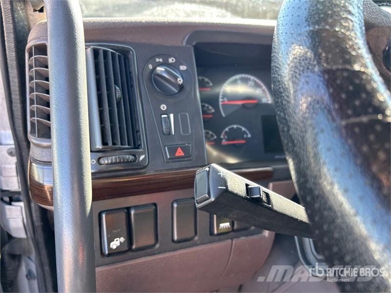 Volvo VNL Traktorske jedinice
