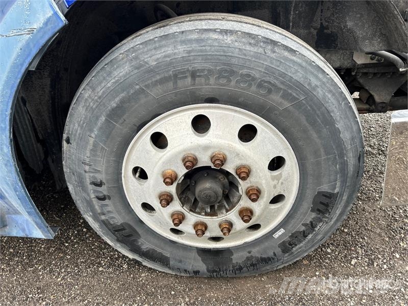 Volvo VNL Motrici e Trattori Stradali