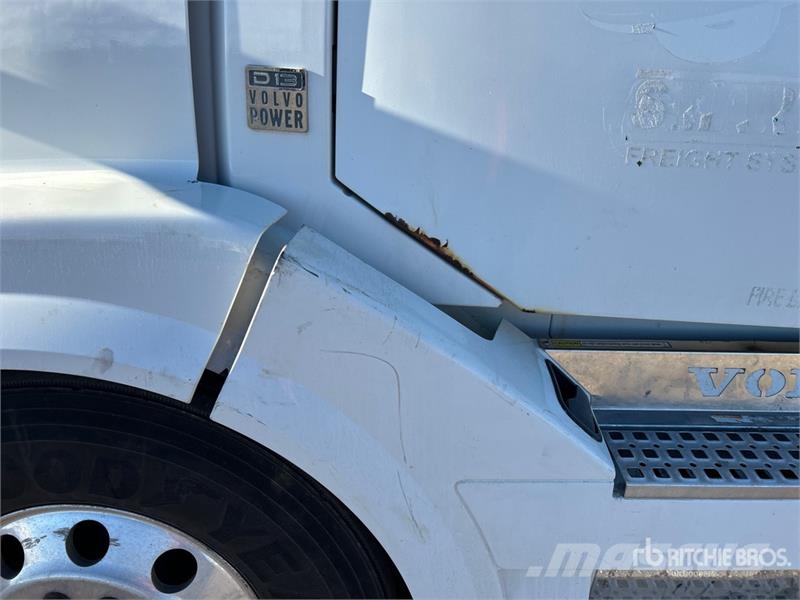 Volvo VNL Vlačilci