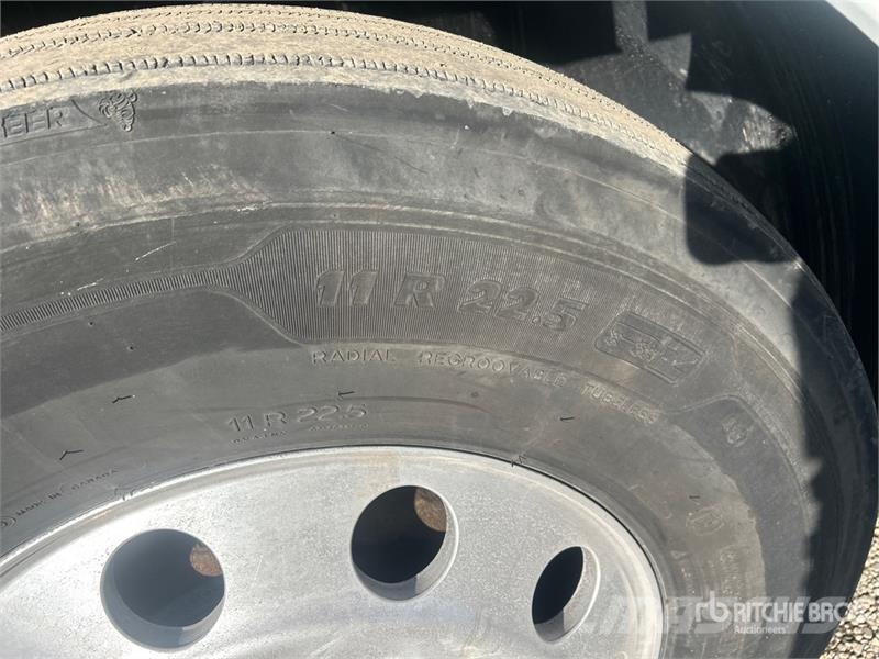 Volvo VNL Motrici e Trattori Stradali