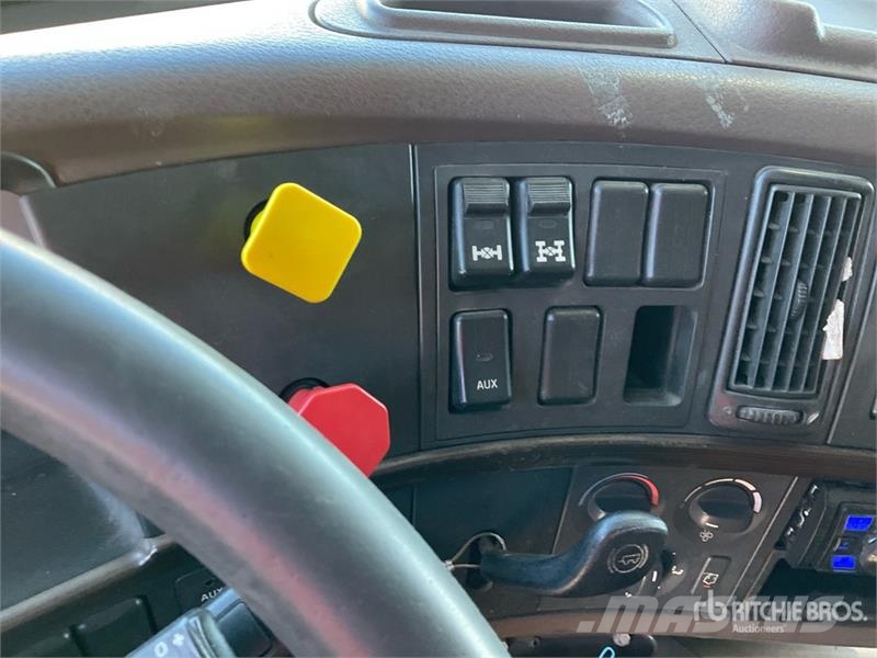 Volvo VNL Nyergesvontatók