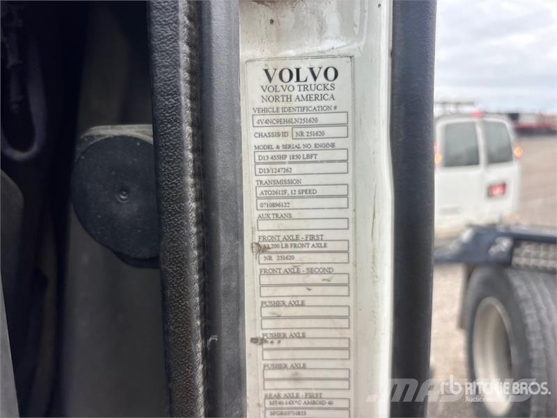 Volvo VNL Vlačilci