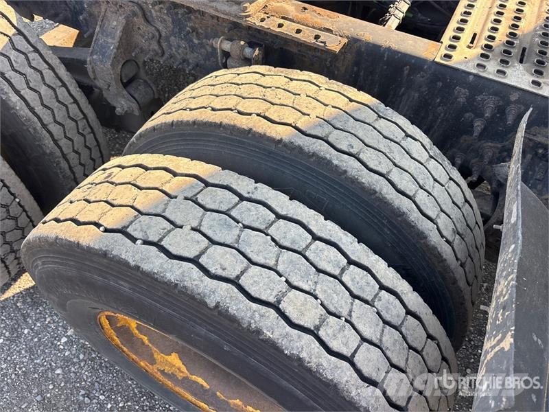 Volvo VNL Dragbilar