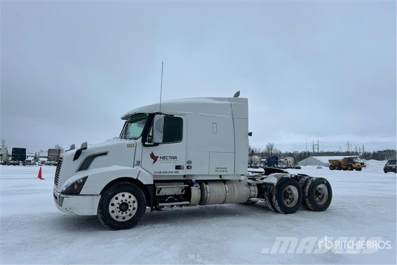 Volvo VNL Tegljači