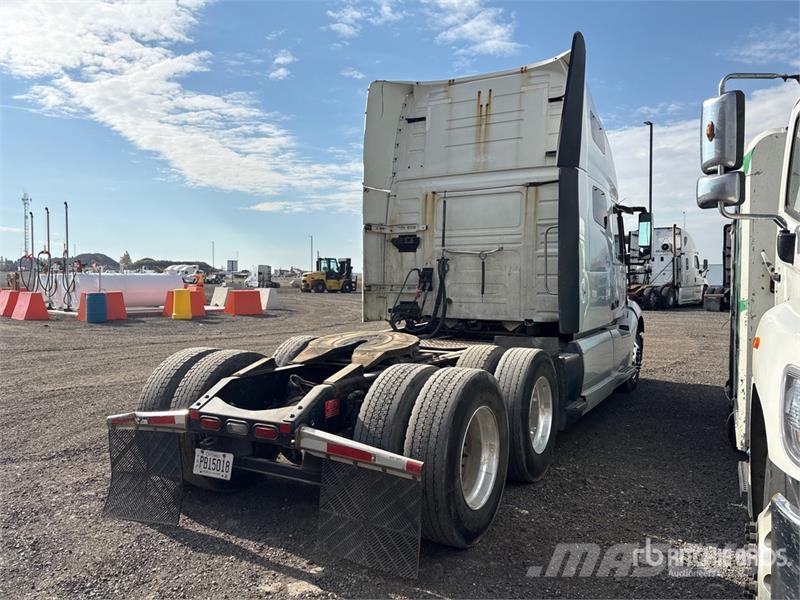 Volvo VNL Motrici e Trattori Stradali