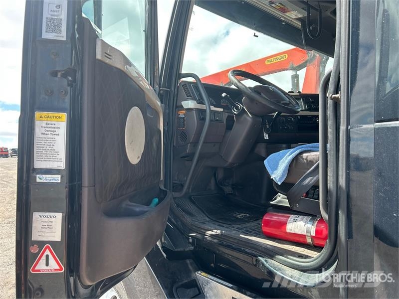 Volvo VNL Prime Movers