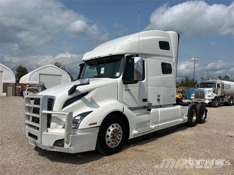 Volvo VNL Motrici e Trattori Stradali