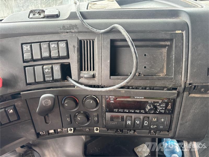 Volvo VNL Vlačilci