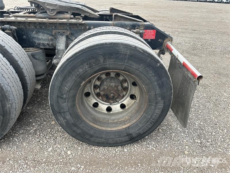 Volvo VNL Truck Tractor Units