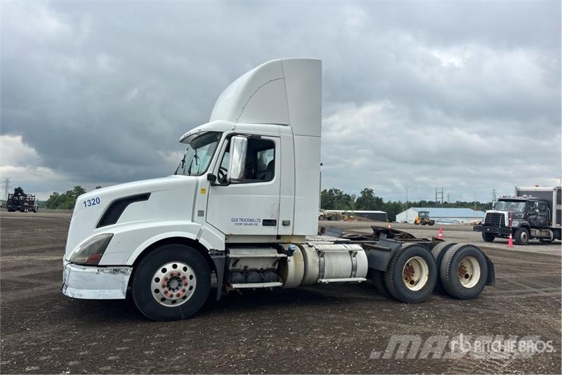 Volvo VNL Dragbilar