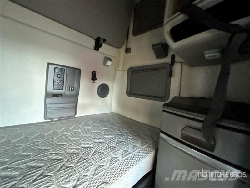Volvo VNL Tractores (camiões)