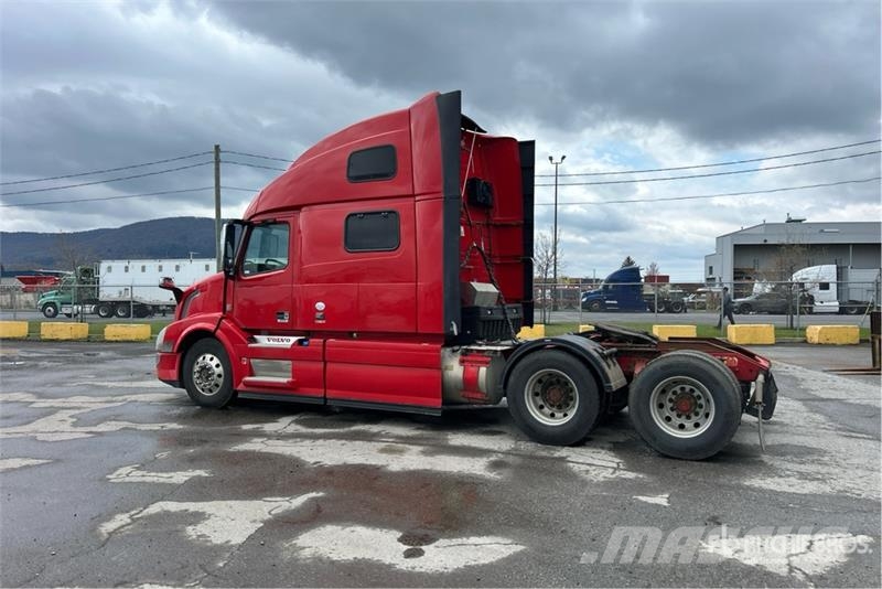 Volvo VNL Prime Movers