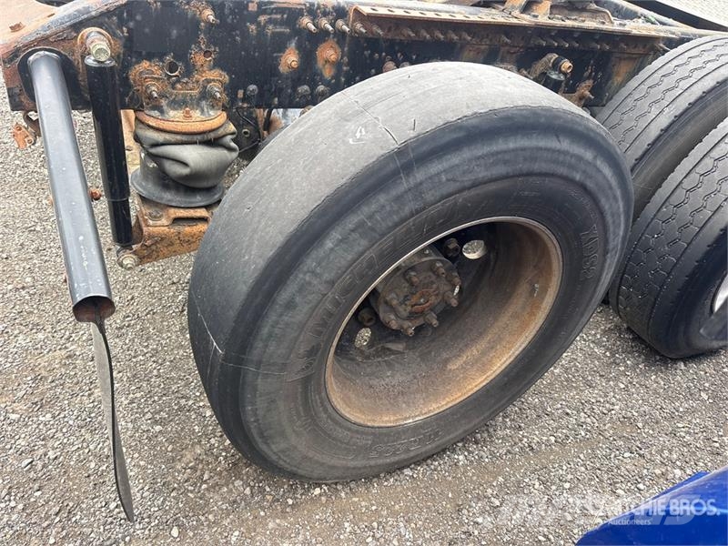 Volvo VNL Vlačilci