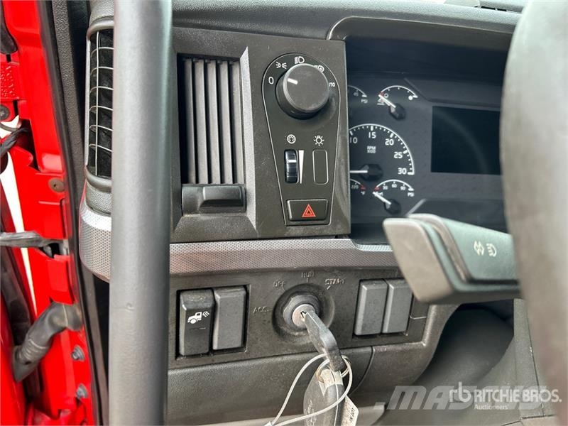Volvo VNL Tahače
